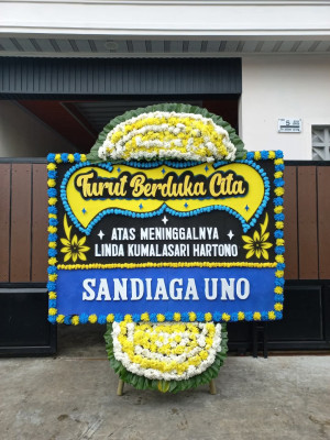 Papan Bunga Duka di Pakujaya