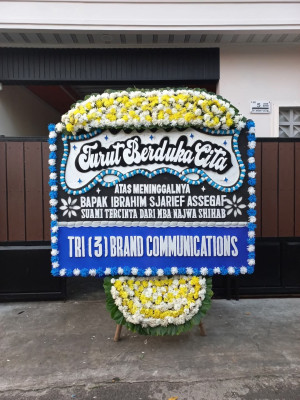 Papan Bunga Duka di Pakujaya